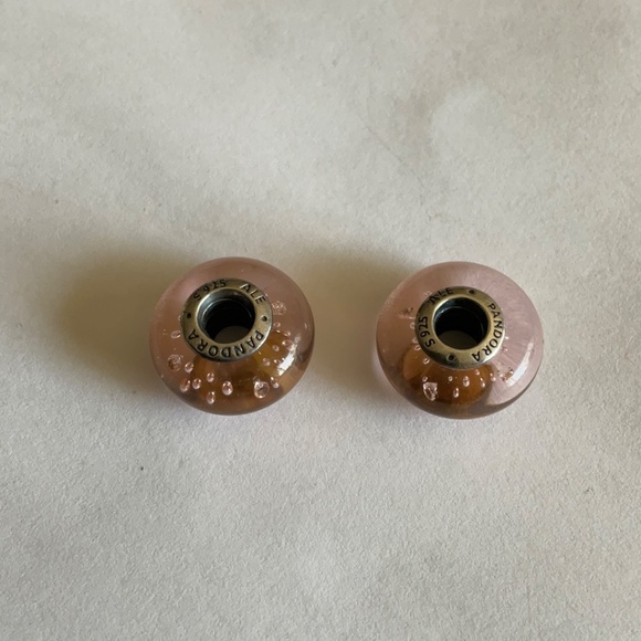 Two Pandora charms - Picture 4 of 4